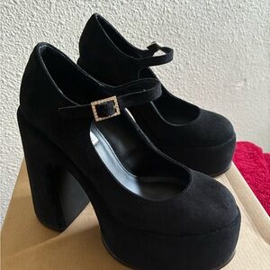 Steve Madden Black Suede Mary Jane Platform Heels with Gold Buckle